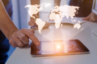 tablet-world-map_142639209